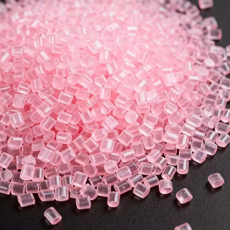 Taques negres en pellets transparents: el cargol és culpable?